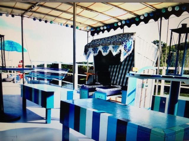 שטוטגרט Schiff Ahoy, Hotelschiff, Hausboot, Boot, Passagierschiff מראה חיצוני תמונה